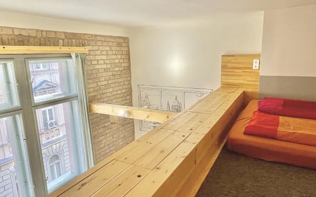 Lavender Circus Apartments - photo 4