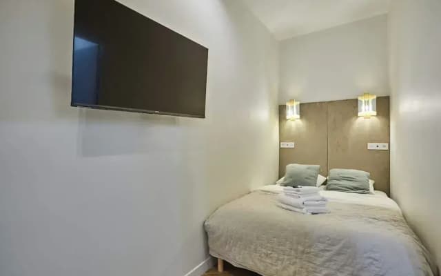 Spacious Apartment With AC - Center of Paris - photo 2