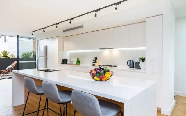Sydney Townhouse with Parking and Deck - photo 4