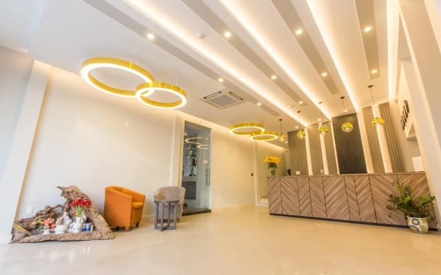 Binh Duong Resident Hotel - photo 2