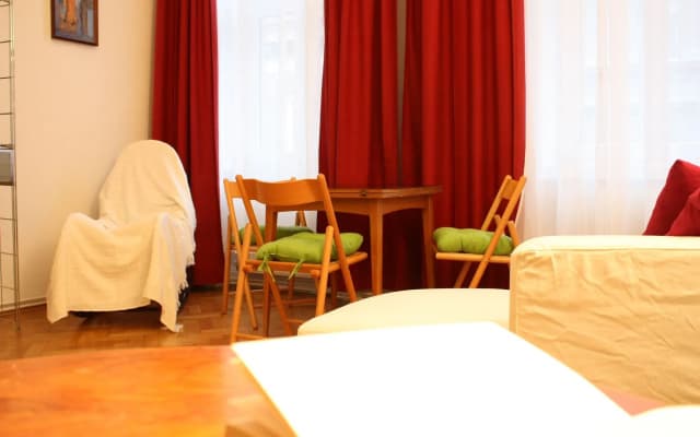 GoVienna Homelike City Apartment - photo 2