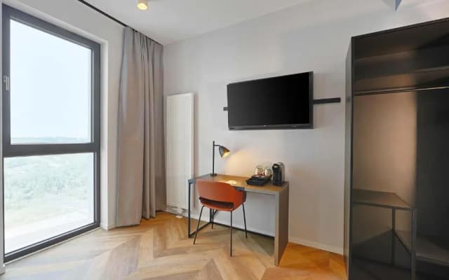 B&B Hotel Berlin Airport-Nord - photo 5