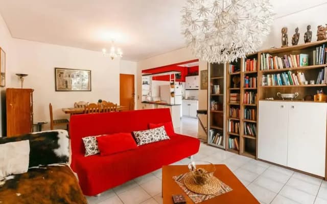 Bright And Spacious Flat, 5 Min From The Beach - photo 2