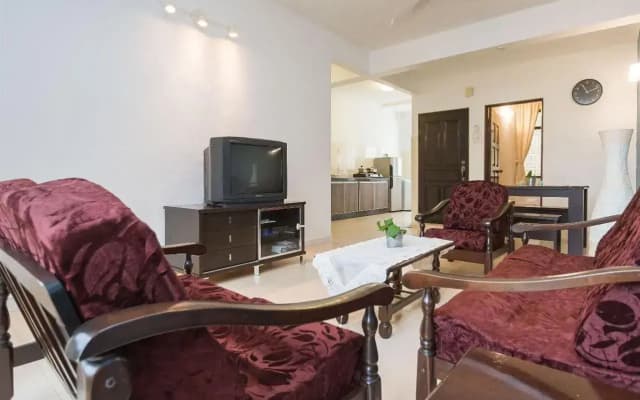 Bayu Emas Apartments - photo 3