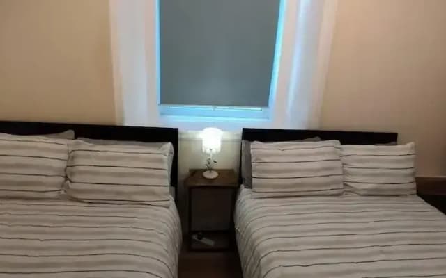 Central Edinburgh Flat Sleep 6, Minutes From old Town - photo 4
