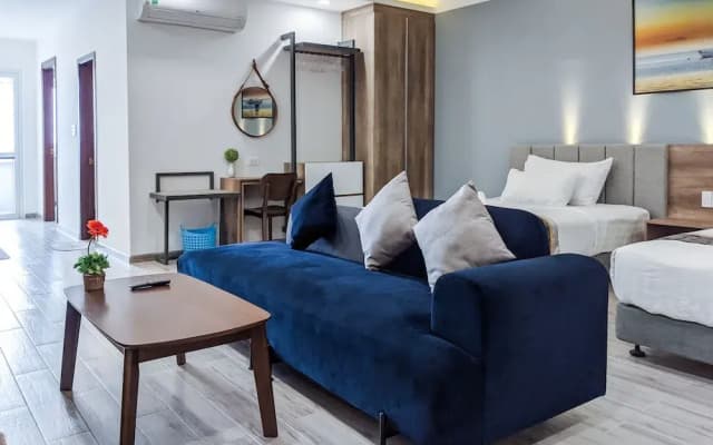 Skyline Serviced Apartments - photo 3