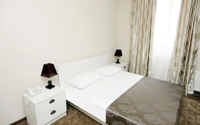 Hotel GNG - photo 2