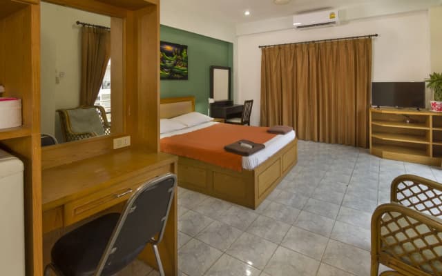 Travellers Rest Hotel - photo 3