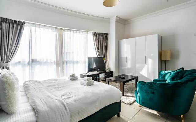 JLT - Lakeshore Tower 807 - photo 5