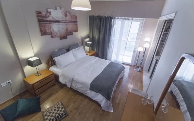 Stunning Central Apartment - photo 5