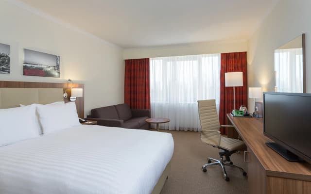 Plaza Premium Wien - photo 2