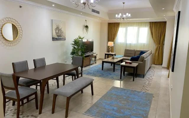 The Pearl Qatar, Luxury 2BR Apartment, Marine View, swimming pool Gym - photo 5