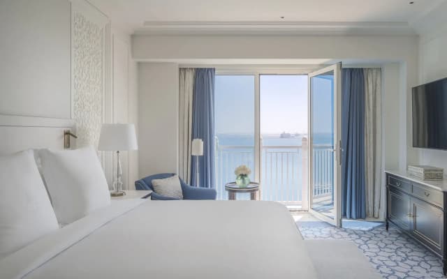 Four Seasons Hotel Doha - photo 5