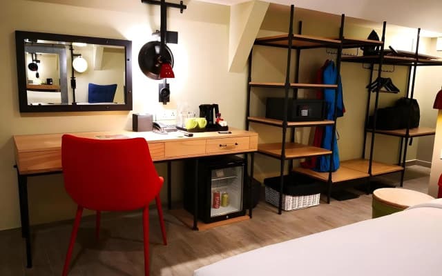 Dash Box Hotel Cyberjaya - photo 2