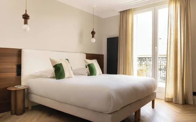 Apartment for 8 People in Grenelle - photo 4