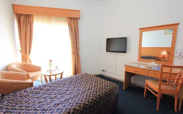 Beach Hotel Sharjah - photo 5