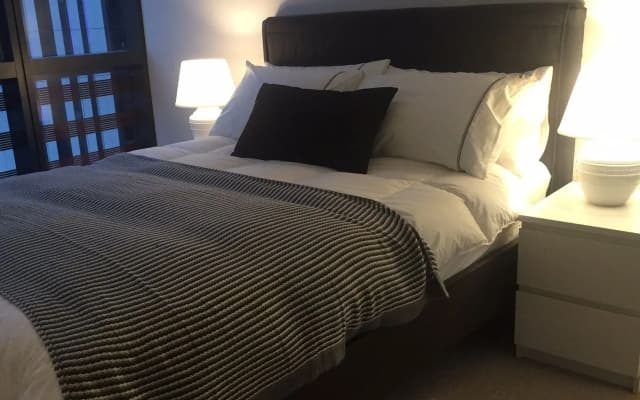 Melbourne Docklands Luxury Seaview Apartment - photo 5