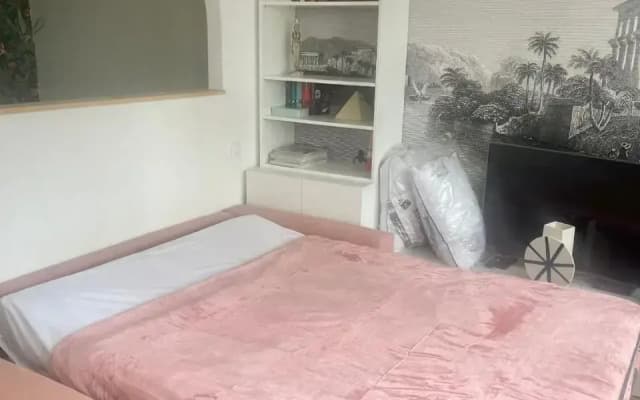 Paris: 2P refait à neuf et idéalement desservi - photo 3