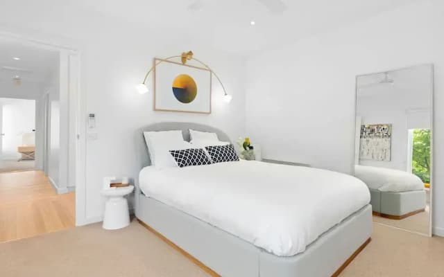 Luxury Cottage With Pool In Perfect Location - photo 2