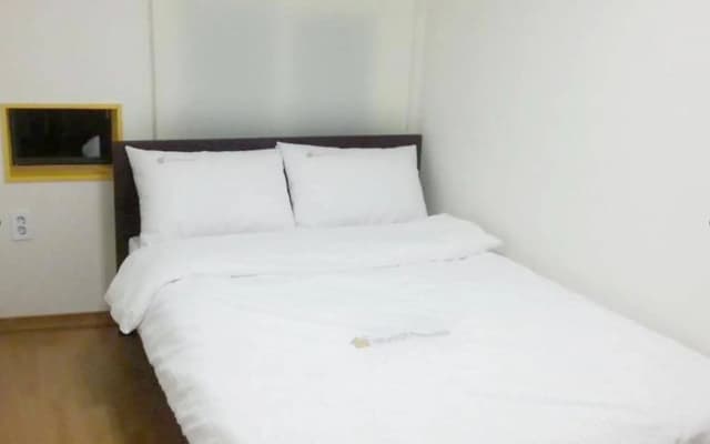 24 Guesthouse Seoul Station - photo 3