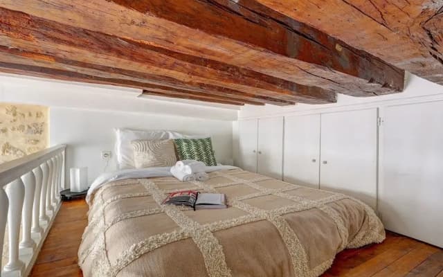 Charming Le Marais Mezzanine Studio - photo 2