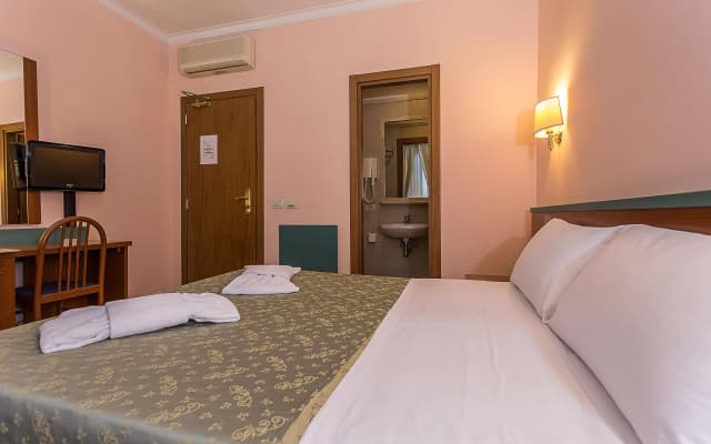 Hotel Center 3 - photo 3