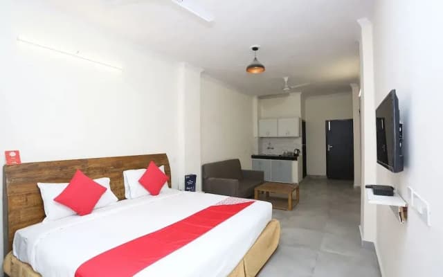 Oyo 28670 Hotel Dev Palace - photo 4