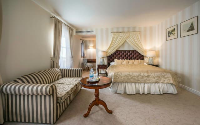Hotel Hoffmeister - photo 2
