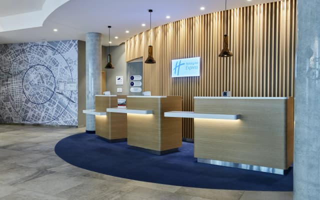 Holiday Inn Express Berlin - Alexanderplatz by IHG - photo 2