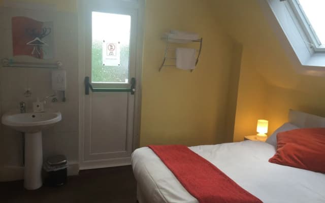 The Caspian Hotel - photo 4