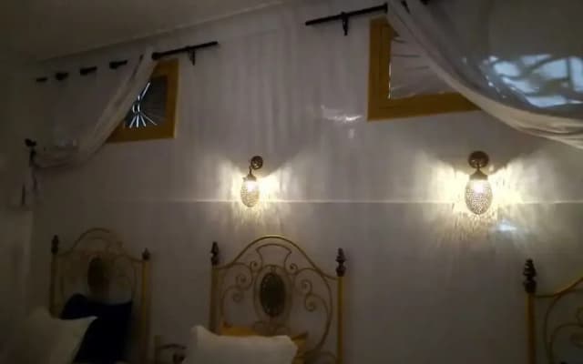 Hotel Aqdas - photo 2
