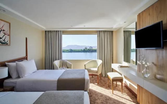 Mövenpick MS Royal Lotus - photo 4