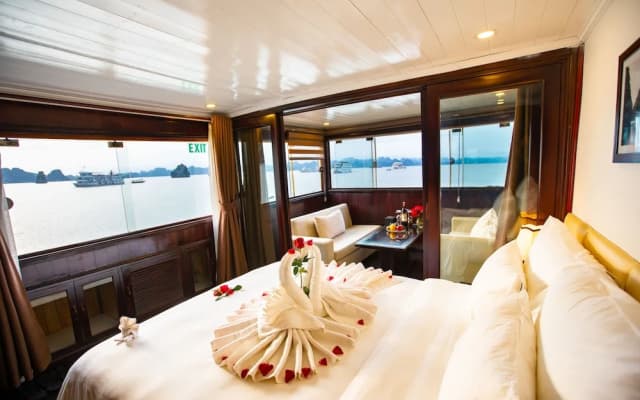 Paloma Cruise - photo 4
