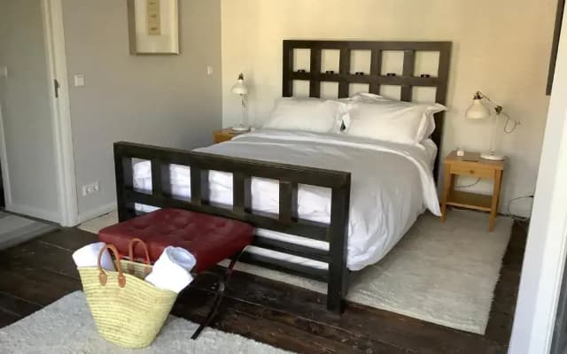 Former Rembrandt workshop two bedroom B&B - photo 5