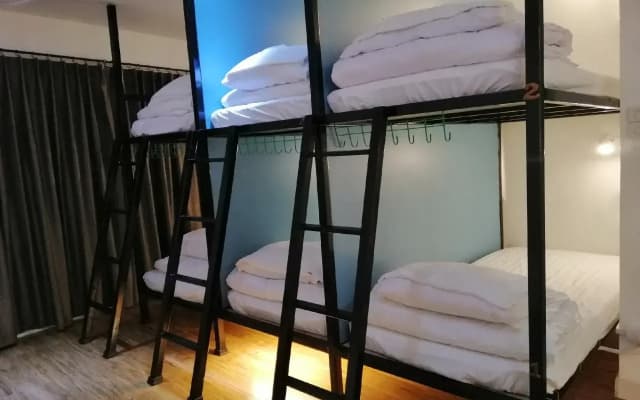 Life Hostel - photo 5