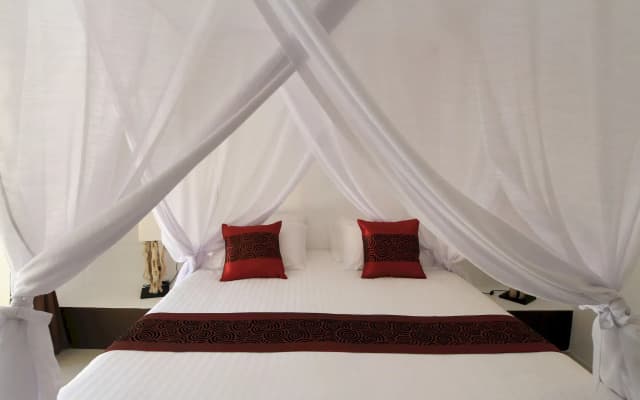 The White Cottage - photo 4