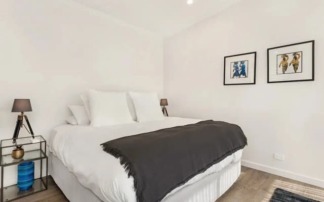 Incredible Balcony Duplex in the Heart of Fitzroy - photo 4