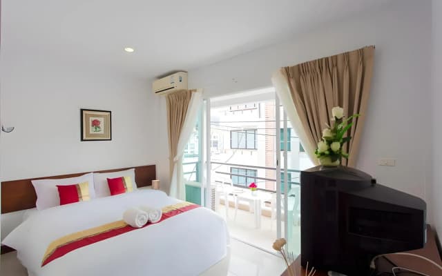 Nouveau Guesthouse - photo 4
