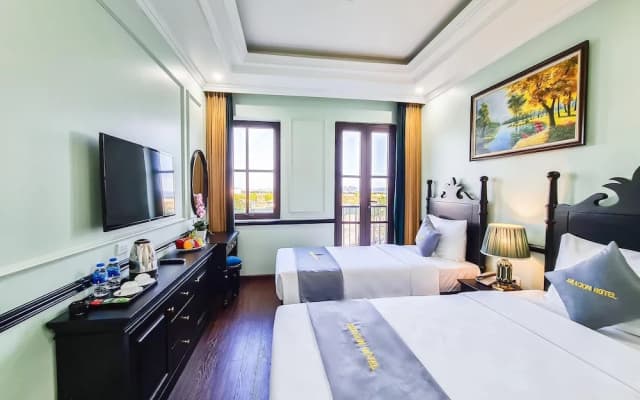Dragon Hotel - photo 3