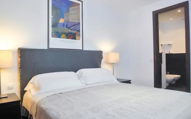 DFlat Escultor Madrid 508 Apartments - photo 3