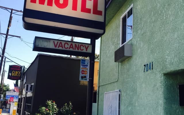 Eagle Rock Motel - photo 4