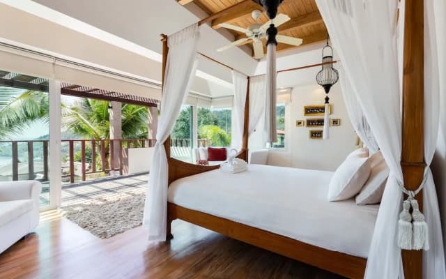 Ocean View Boutique 8BR Pool Villa Sawan - photo 4