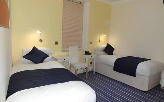 Hotel Unique - photo 3