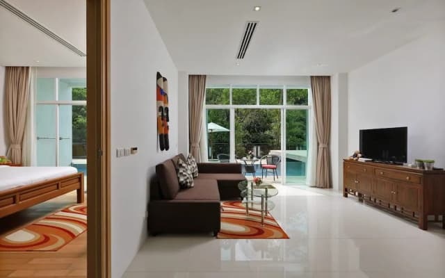 Kamala Falls Condominium by Space - photo 4