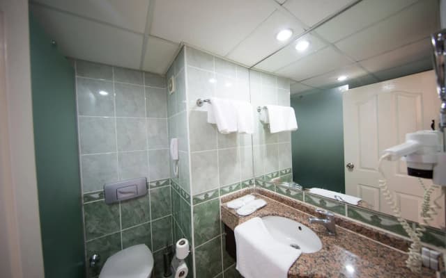 First Class Hotel - photo 5