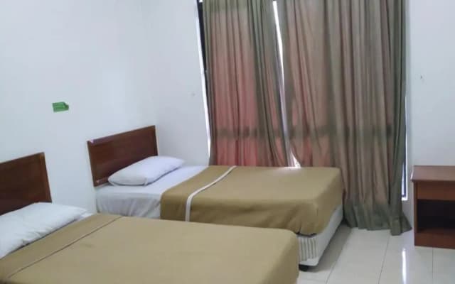 Lumut Apartment - photo 2