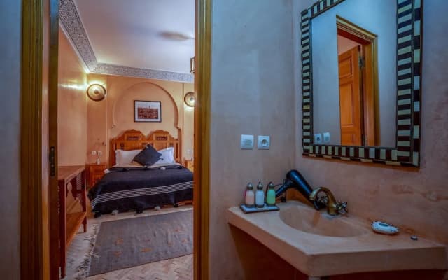 Riad lakouas - photo 3