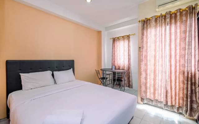 Cozy Stay Studio At Kebagusan City Apartment - photo 2
