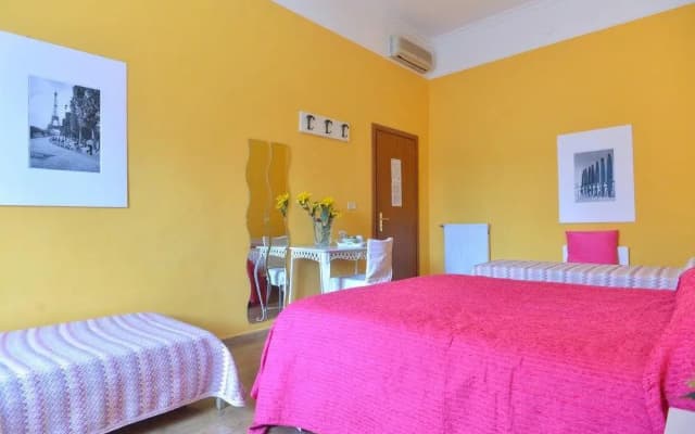 Marcelina Vaticans Rooms - photo 4