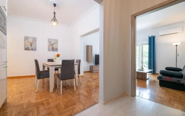 GTD8210 - Acropolis Cozy Apt. - photo 5